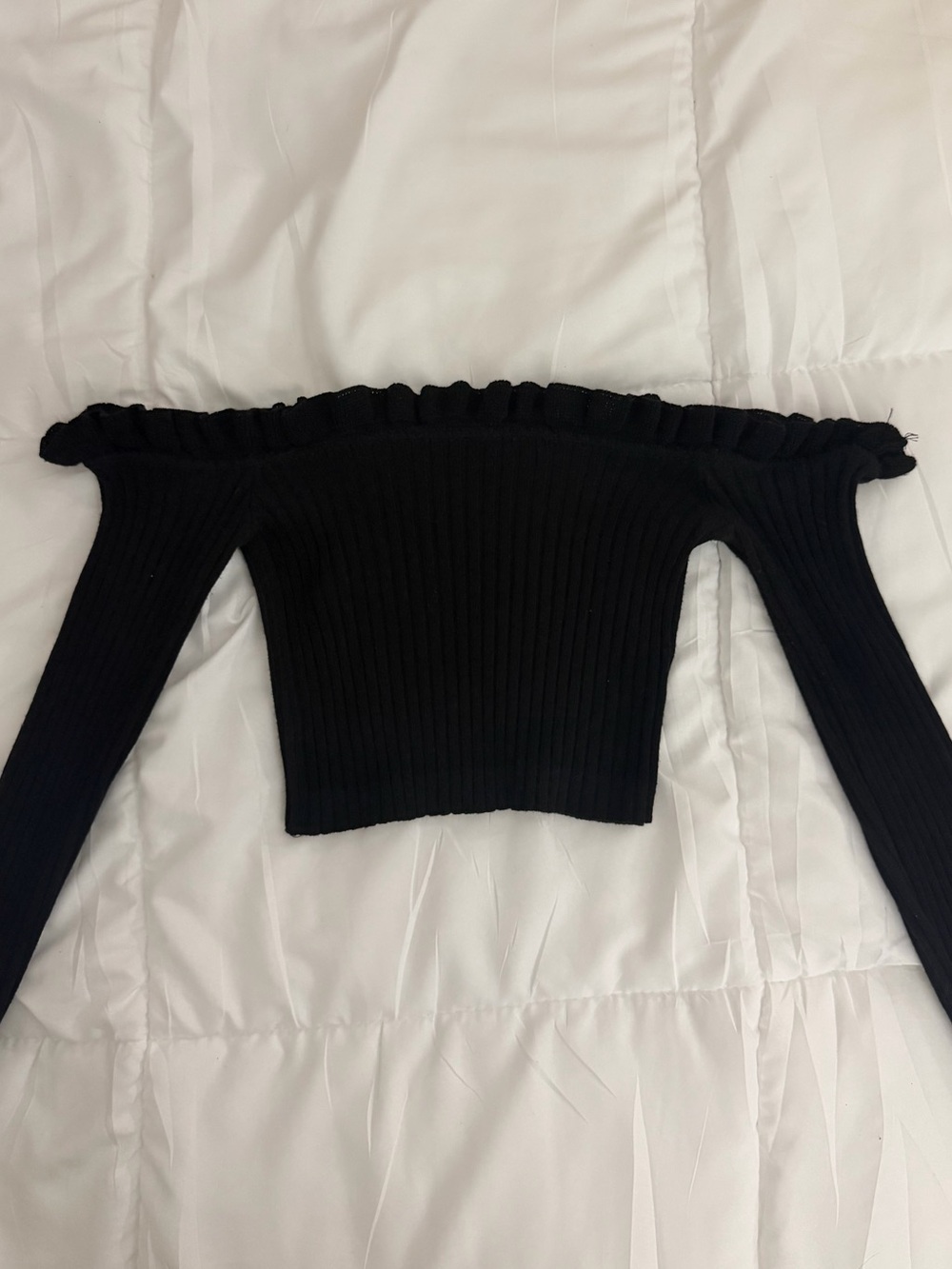 debut Black Off-the-Shoulder Ribbed Crop Sweater